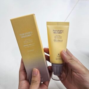 ضد آفتاب هاروهارو واندر Haruharu Wonder Black Rice Moisture Airyfit Daily Sunscreen SPF50+ PA++++ اصل